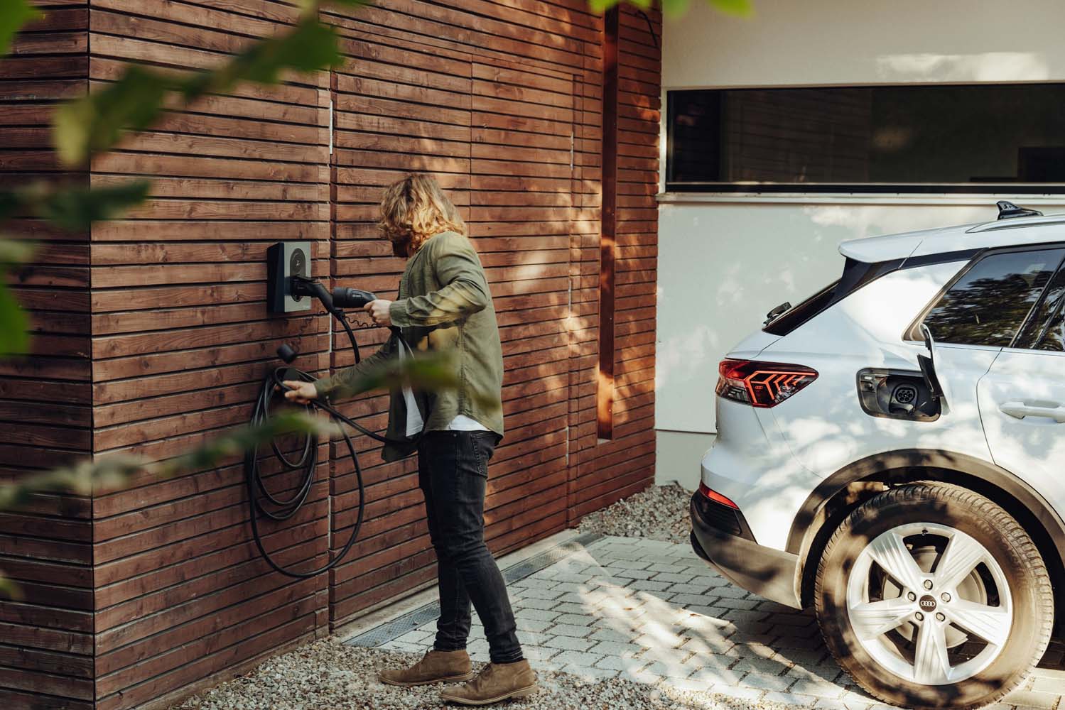 An overview of different EV home charging methods - Potentia Engineering