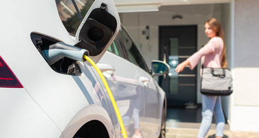 5 Benefits of Installing an EV Charger at Home